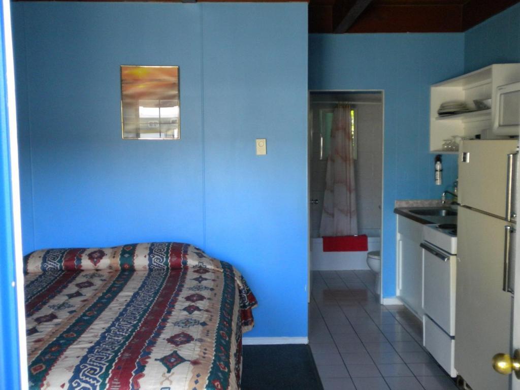 Holiday House Motel Penticton Oda fotoğraf