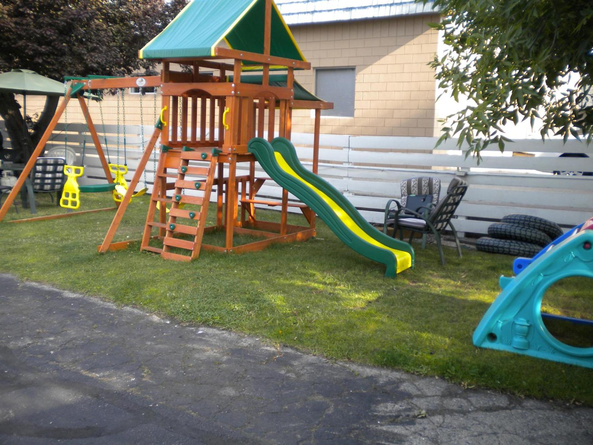 Holiday House Motel Penticton Dış mekan fotoğraf