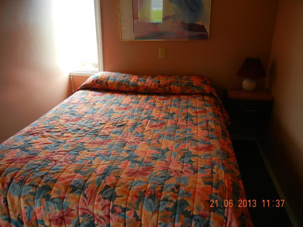 Holiday House Motel Penticton Oda fotoğraf
