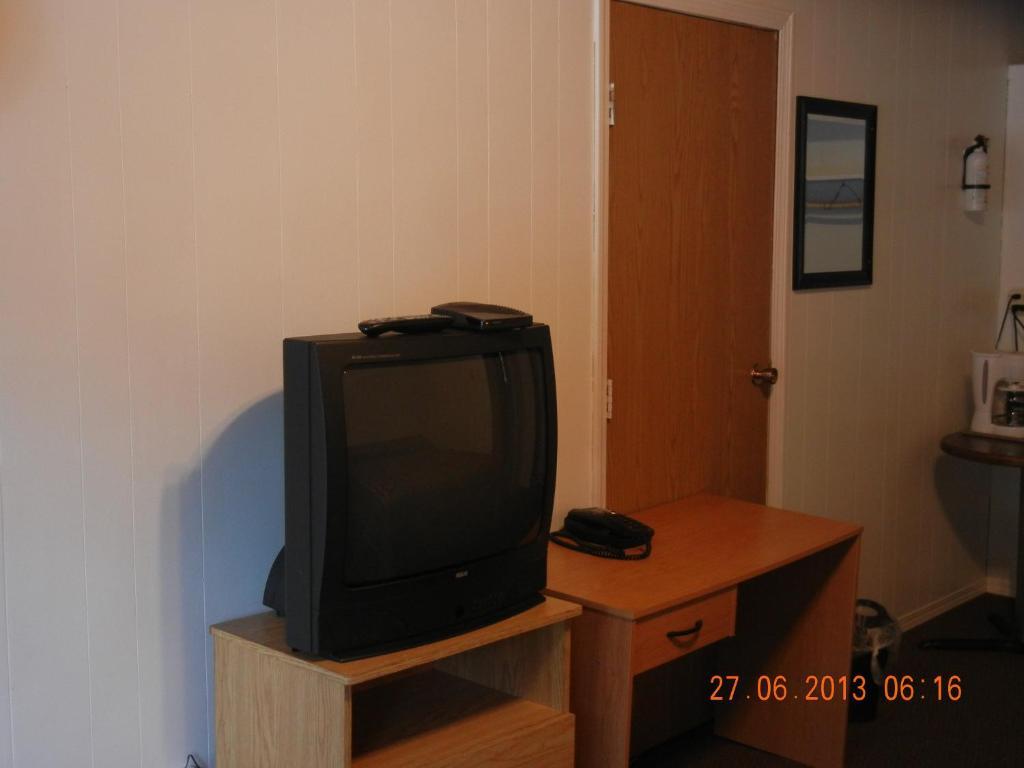 Holiday House Motel Penticton Oda fotoğraf