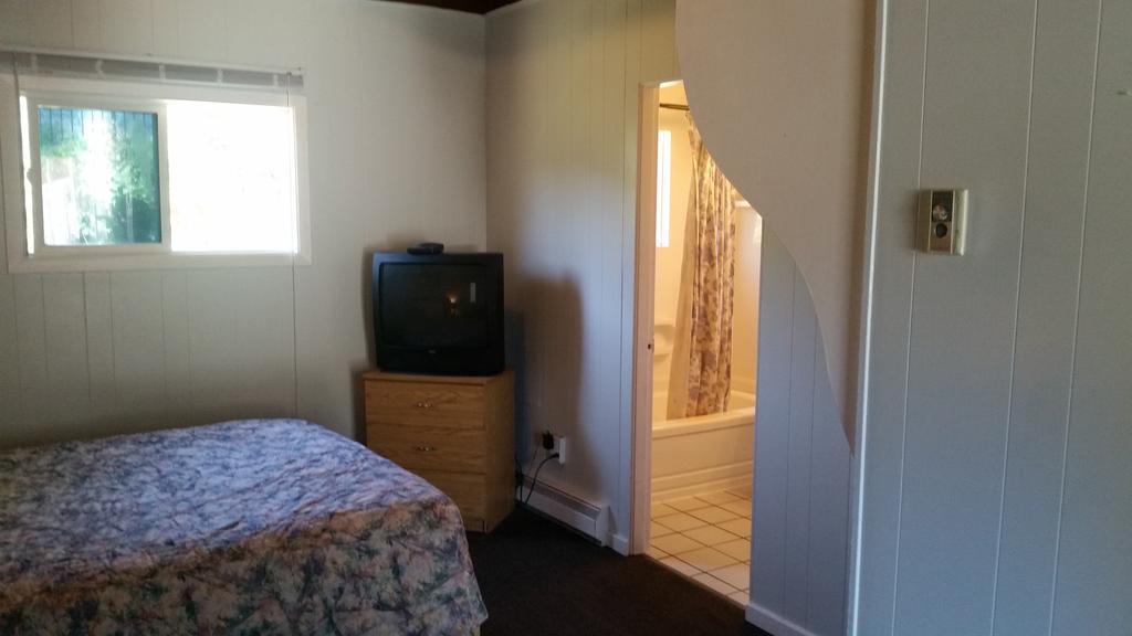 Holiday House Motel Penticton Dış mekan fotoğraf