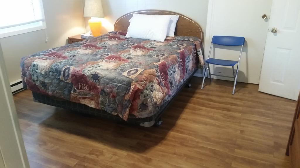 Holiday House Motel Penticton Dış mekan fotoğraf