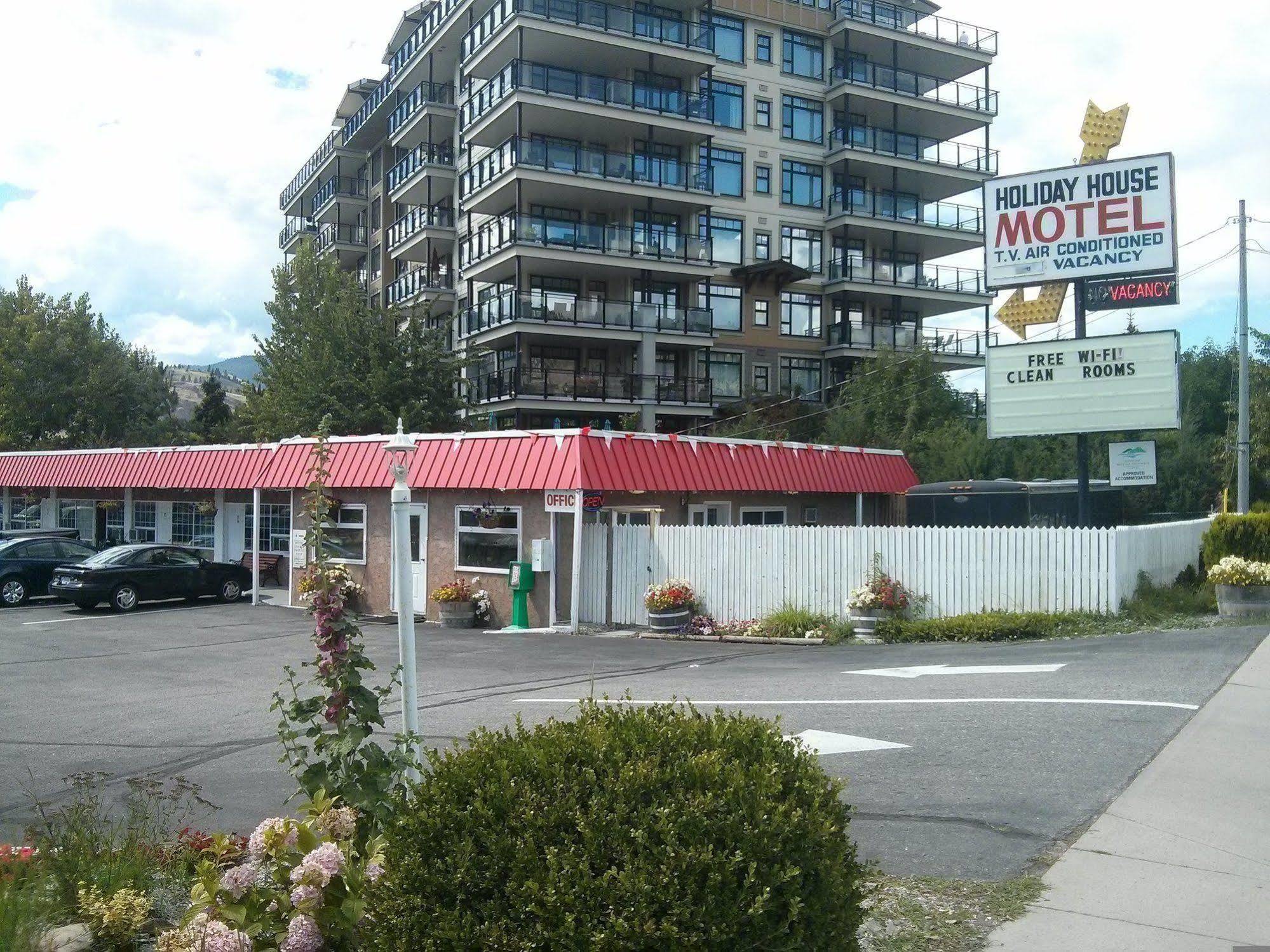 Holiday House Motel Penticton Dış mekan fotoğraf